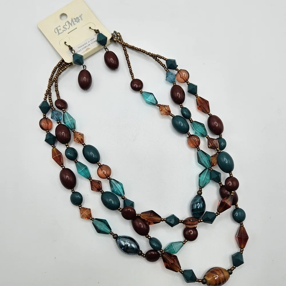 NEW VINTAGE EsMor Brown and Teal Plastic Triple Strand Necklace and Earrings Set